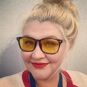 Meet your Posher, Kari